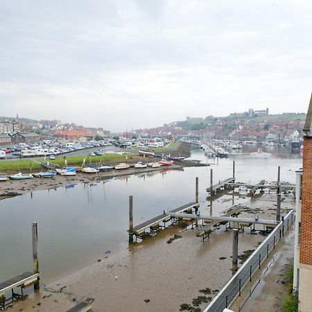 Watermark Apartments Whitby Esterno foto